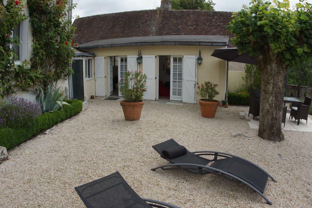 Le Petit Nid Villa Neuillé-le-Lierre Екстериор снимка